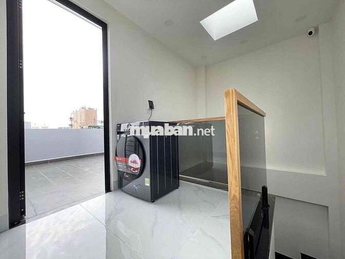 BÁN GẤP CĂN NHÀ PHỐ BCONS, 4 LẦU, NGAY LÀNG ĐẠI HỌC, SỔ SẴN, VIEW ĐẸP