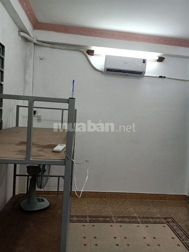 Chính chủ cho thuê phòng trọ có máy lạnh, mới sạch sẽ đẹp 