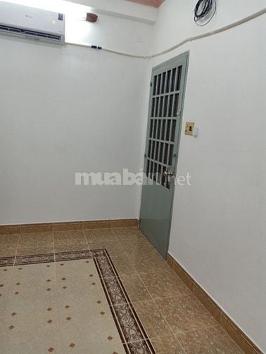 Chính chủ cho thuê phòng trọ có máy lạnh, mới sạch sẽ đẹp 