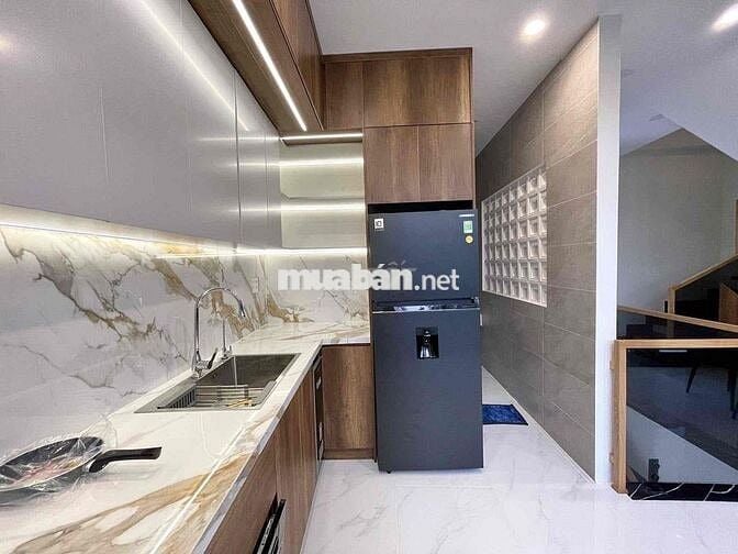 BÁN GẤP CĂN NHÀ PHỐ BCONS, 4 LẦU, NGAY LÀNG ĐẠI HỌC, SỔ SẴN, VIEW ĐẸP