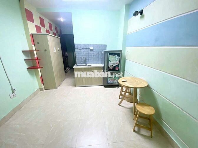 [Đúng giá - Đúng phòng] - Phòng ban công thoáng - tiện nghi - sát Q5