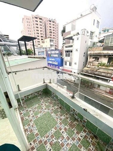 [Đúng giá - Đúng phòng] - Phòng ban công thoáng - tiện nghi - sát Q5