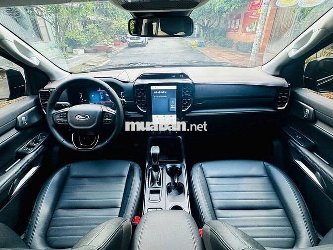 FORD EVEREST SPORT_2025