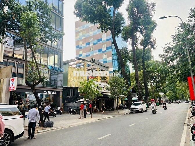 🔥 Nhà thuê Mạc Đĩnh Chi Q1 – 2 tầng, nở hậu, có bếp, giá tốt 65tr/th 💰