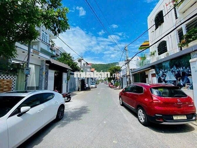 BÁN NHÀ 3TẦNG MẶT TIỀN HÙNG VƯƠNG P.4 VT GIÁ 11,7 TỶ TL