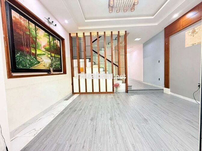 BÁN NHÀ 3TẦNG MẶT TIỀN HÙNG VƯƠNG P.4 VT GIÁ 11,7 TỶ TL