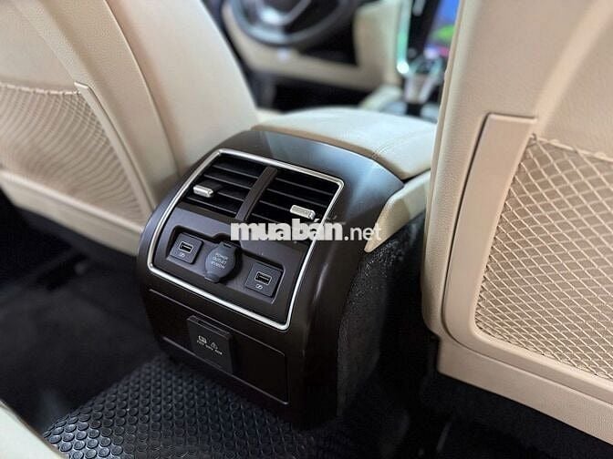 VinFast Lux A Premium 2.0 AT 2020