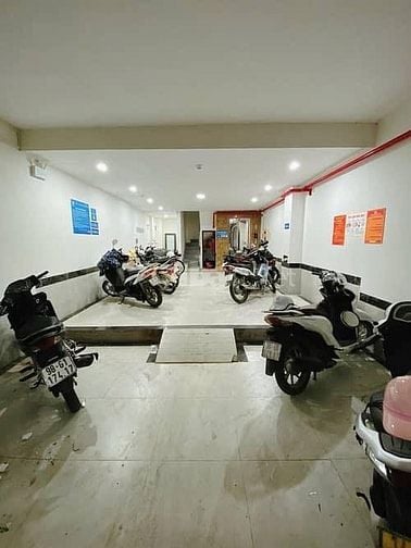 Bán nhà Hoàng Mai - Hoàng Văn Thụ 68m, 7 tầng. Giá: 18.5 tỷ