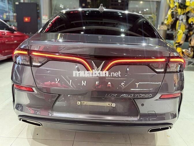 VinFast Lux A Premium 2.0 AT 2020