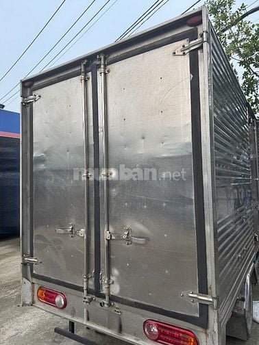 Hyundai H150 ,tải trọng 1450kg,thùng kín