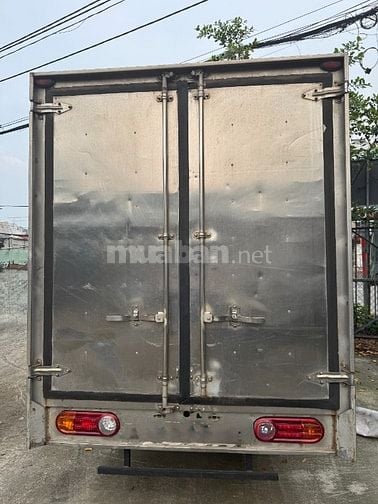 Hyundai H150 ,tải trọng 1450kg,thùng kín