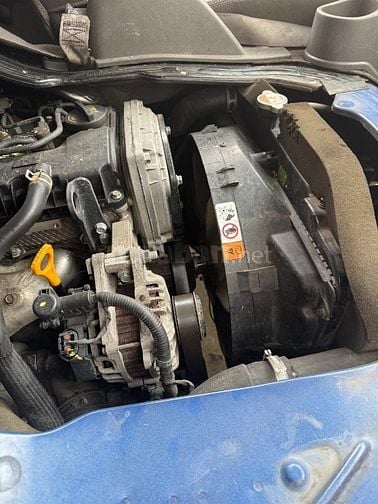 Hyundai H150 ,tải trọng 1450kg,thùng kín