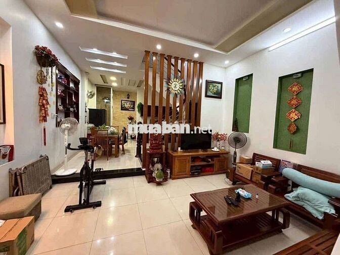 Bán nhà BÌNH GIÃ P.8 VŨNG TÀU NHÀ 3TẦNG HẺM XE HƠI GIÁ 6,3 TỶ TL