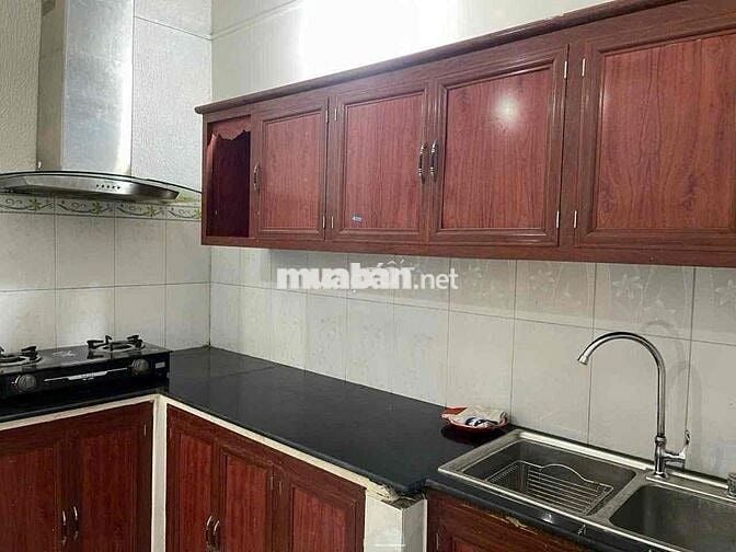 Cho thuê nhà nguyên căn Bình Triệu, Bình Thạnh. Đh Kinh tế Luật