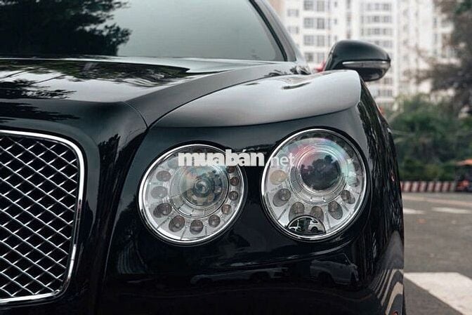 Bentley Flying Spur 2015  - 28000 km
