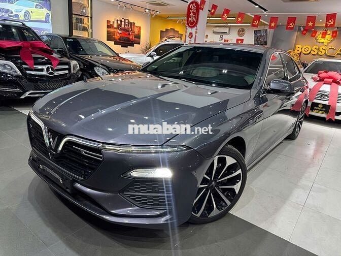 VinFast Lux A Premium 2.0 AT 2020