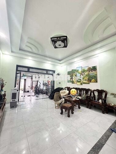 Bán Nhà 210m HXH Đ.Số11 Gần Đ.hoc Sư Phạm Linh Trung DT(8×26) 3Pn