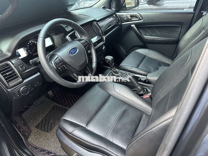 Ford Everest Titanium 2018, bảo hành 2026, vay 75%