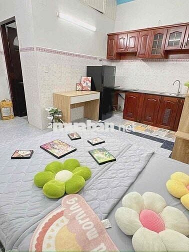 Studio cửa sổ lớn full nội thất siêu mới sạch sẽ sát bên quận 5