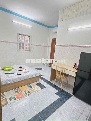 Studio cửa sổ lớn full nội thất siêu mới sạch sẽ sát bên quận 5