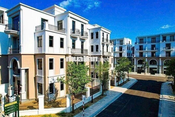 Bán căn hộ toà nhà Thuỷ Lợi Tower Hà Đông DT: 140m; Tầng đẹp; 3N, 2WC.