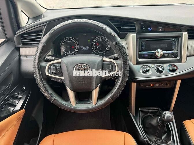 Toyota Innova 2018 2.0E MT