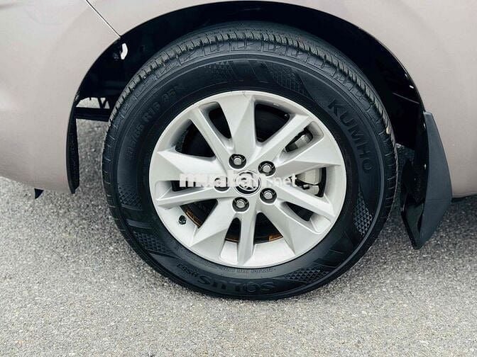 Toyota Innova 2018 2.0E MT