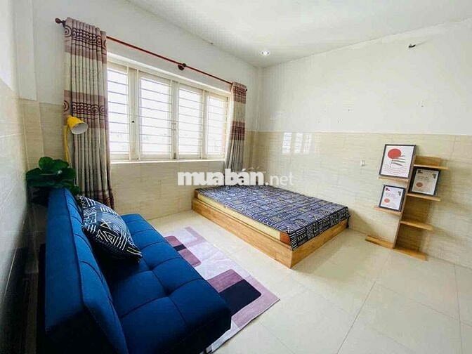 Studio cửa sổ lớn full nội thất siêu mới nằm ngay hồ thanh biên p4 q8