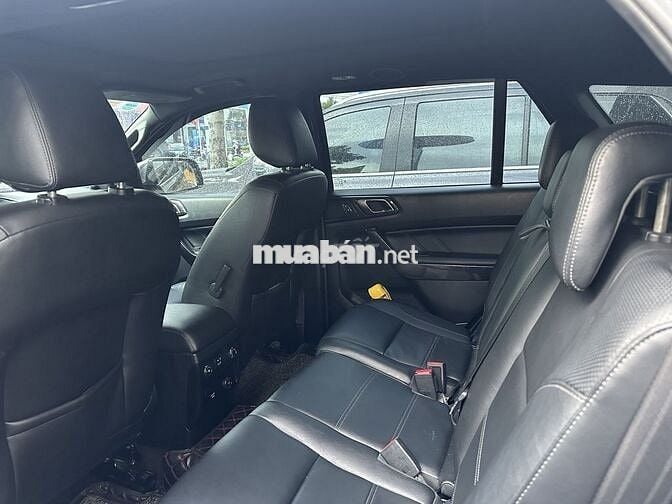 Ford Everest Titanium 2018, bảo hành 2026, vay 75%