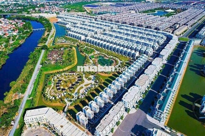 Bán căn hộ toà nhà Thuỷ Lợi Tower Hà Đông DT: 140m; Tầng đẹp; 3N, 2WC.