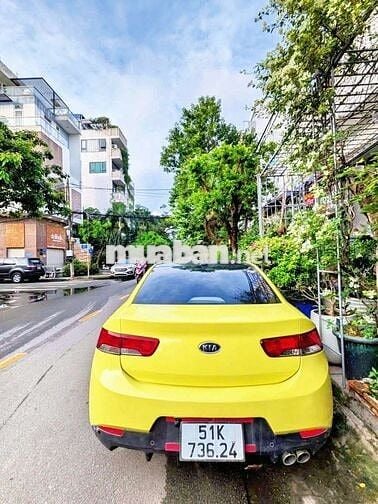 Xe nhà dùng - Kia Coupe