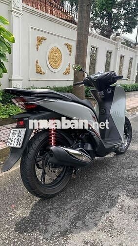 SH 160i ABS phiên bản Sport xám xi măng