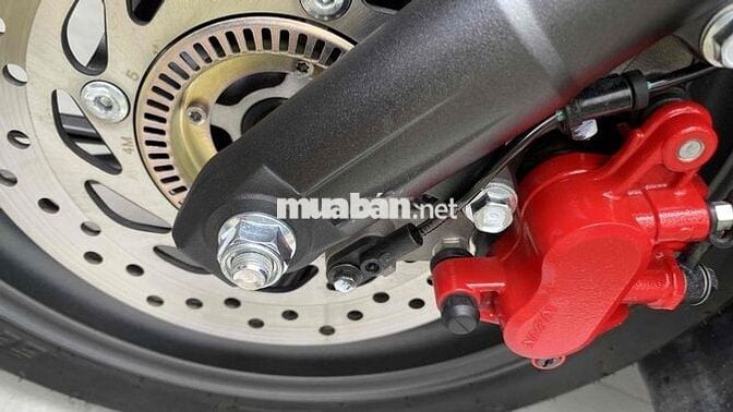 SH 160i ABS phiên bản Sport xám xi măng