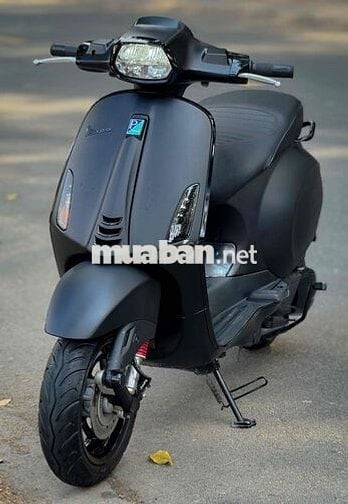 Vespa Sprint 2021 Đen Nhám