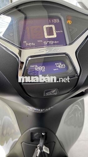 SH 160i ABS phiên bản Sport xám xi măng