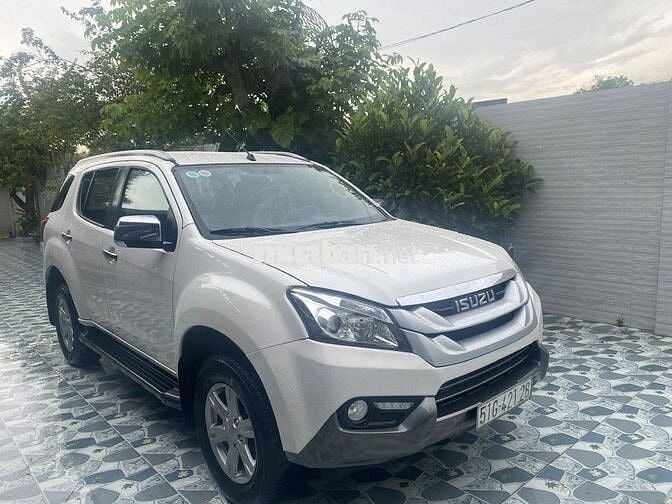 Isuzu Mu X 2016 3.0 4X2 AT - 160000 km