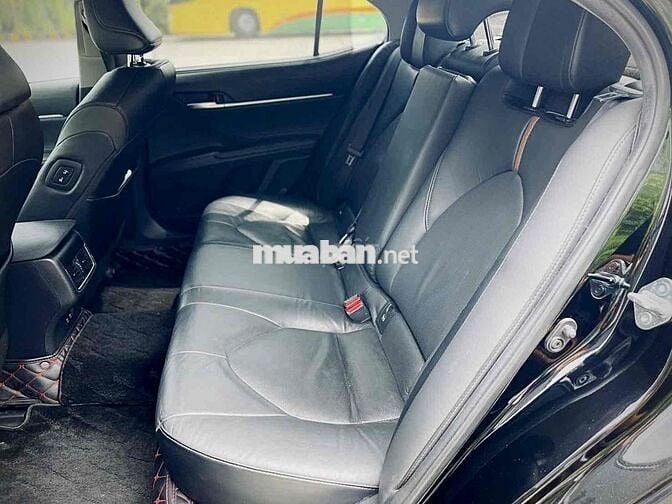 🚘 Toyota Camry 2.0Q Model 2022 - 1 Chủ mua mới