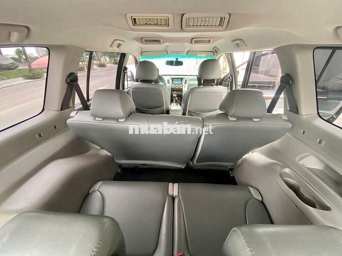 Mitsubishi Pajero Sport 7 chỗ tự động máy dầu RẺ