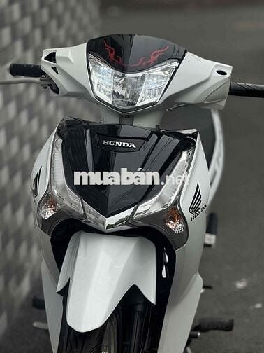 Future 125i 2024 Trắng Đen Chính chủ