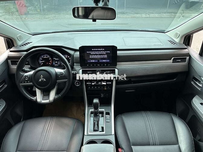 MITSUBISHI XPANDER 1.5AT PREMIUM,2023,63000km,95%