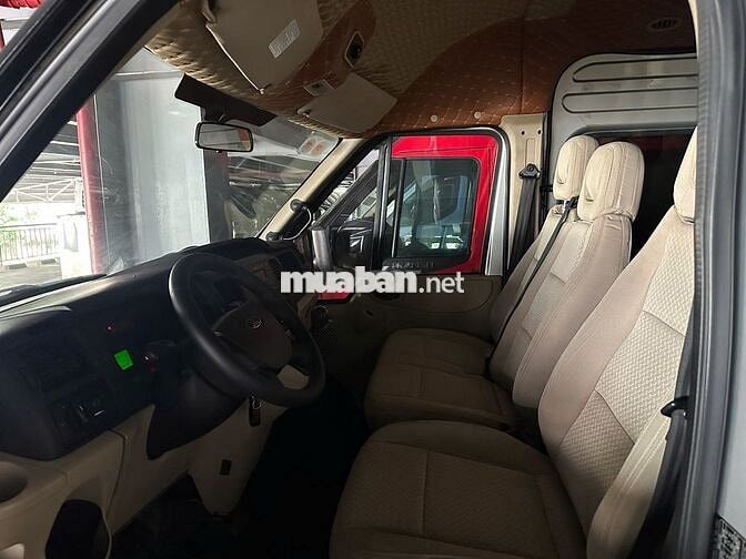 Ford Transit Van 6 Chổ 2018, hỗ trợ vay NH 60%