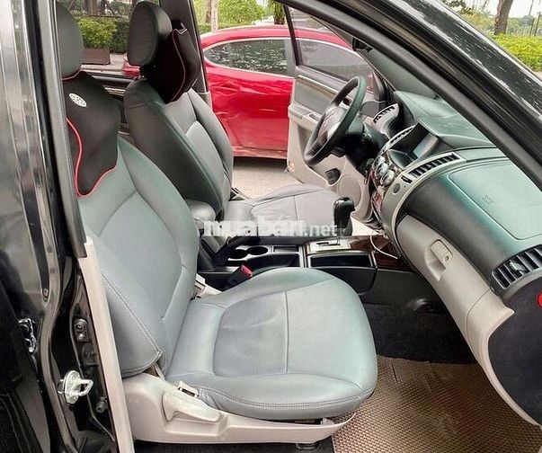 Mitsubishi Pajero Sport 7 chỗ tự động máy dầu RẺ