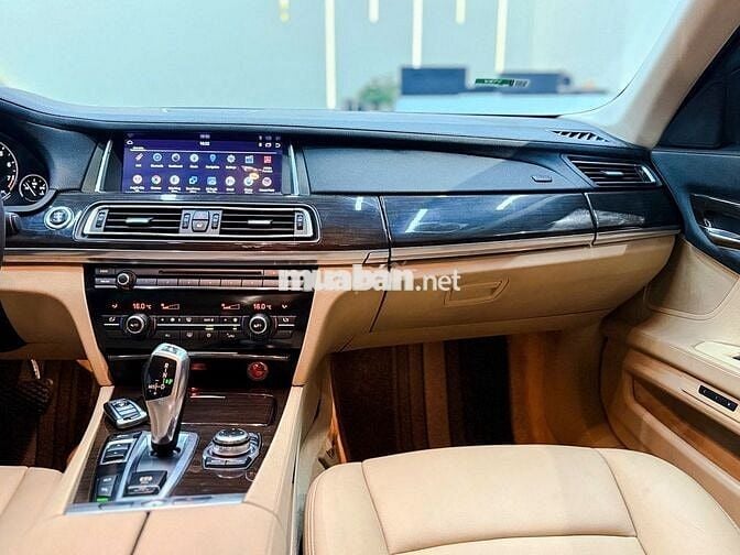 BMW 730Li 2011 - 98000 km