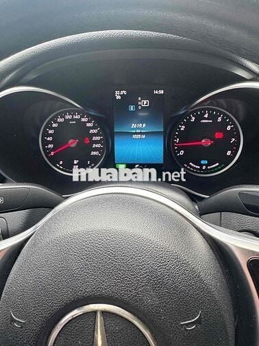 Mercedes Benz C Class 2020 C200 Exclusive  - 10200