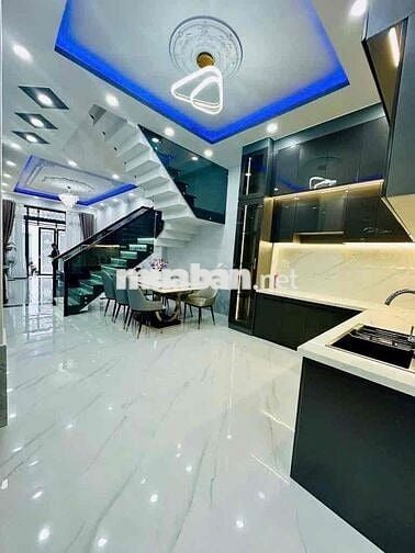 Bán Nhà 2 tầng - Huỳnh Tấn Phát - Xe hơi tới sát nhà - 105m2 - 7.x Tỷ