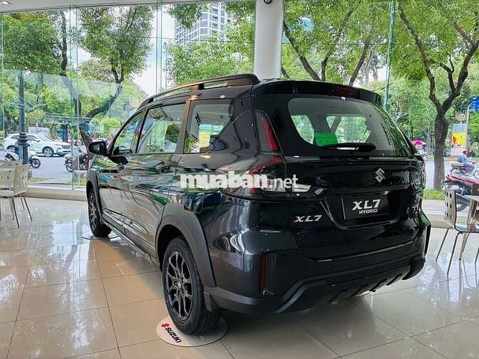 Suzuki XL7 Hybrid 2025 - Phiên bản Black Edition