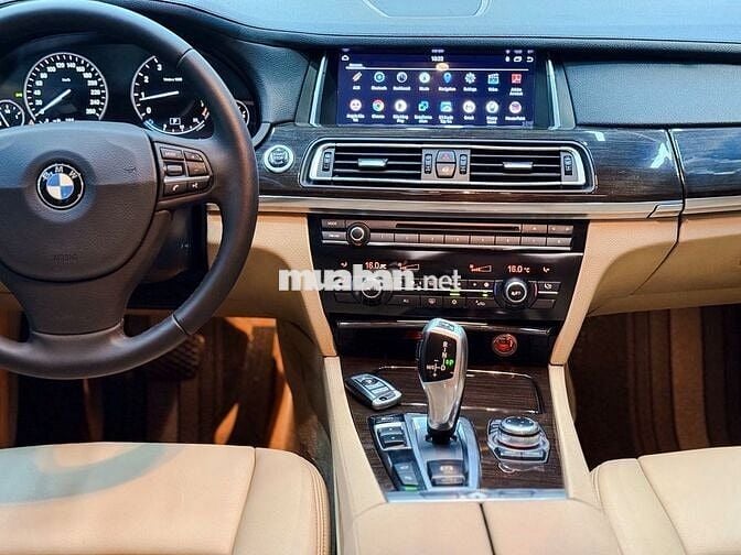 BMW 730Li 2011 - 98000 km