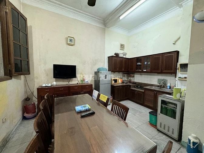 BÁN NHÀ VÂN HỒ – VIEW CÔNG VIÊN THỐNG NHẤT – LÔ GÓC 3 THOÁNG 