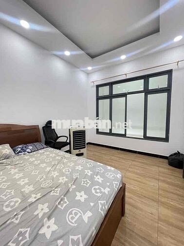 TOÀ 12 PHÒNG CHDV NGAY ĐH NGUYỄN TẤT THÀNH, APĐ Q12 - 4 TẦNG HC ĐẦY ĐU