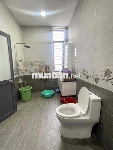 TOÀ 12 PHÒNG CHDV NGAY ĐH NGUYỄN TẤT THÀNH, APĐ Q12 - 4 TẦNG HC ĐẦY ĐU